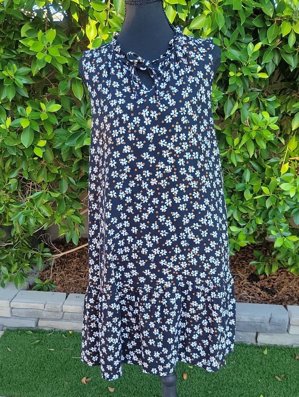 Sleeveless Black Fall Floral Tie-Neck Sundress With Pockets
